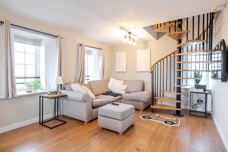 Living room- click for photo gallery